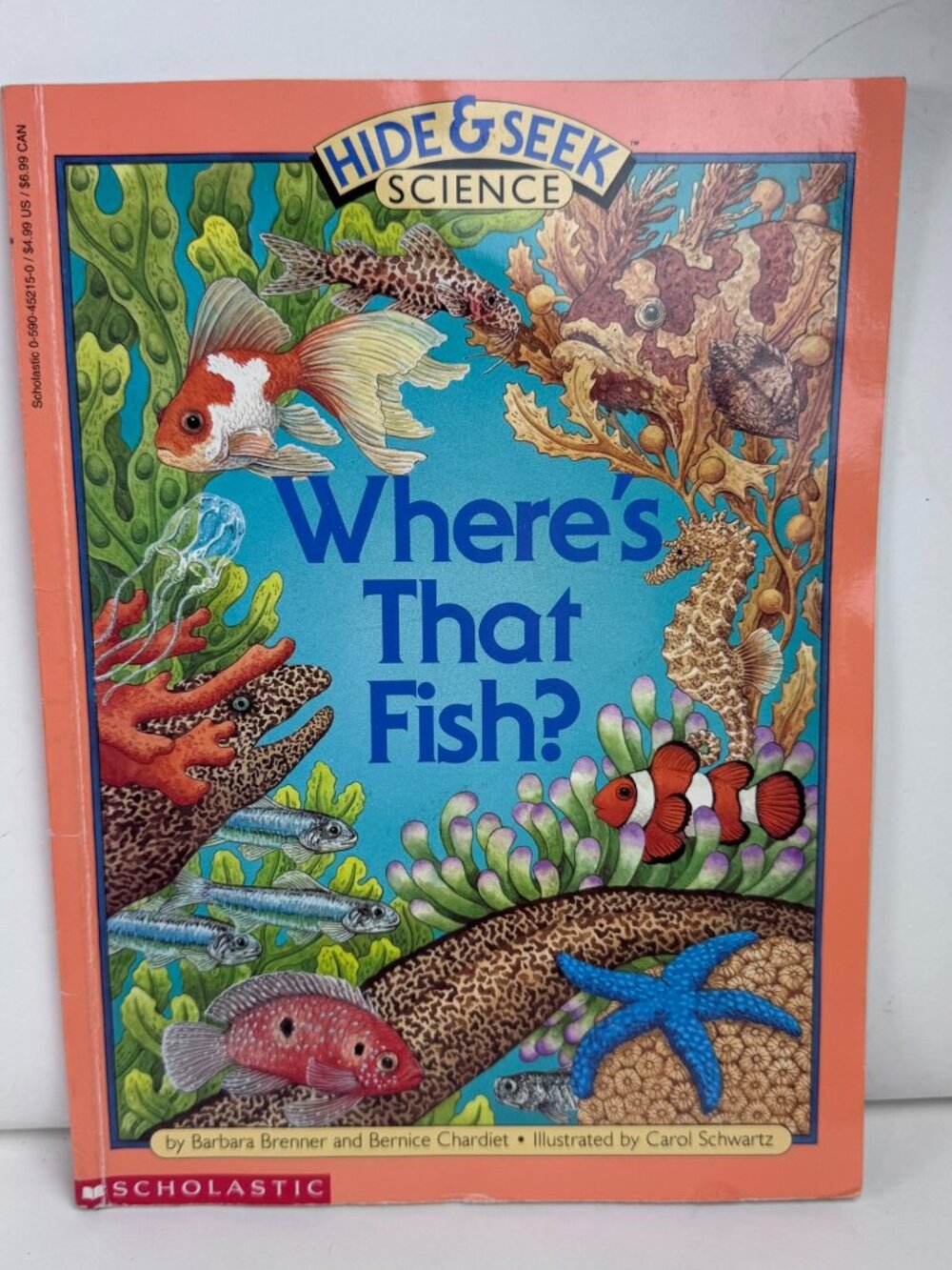 Where's That Fish? Hide & Seek Science Paperback Scholastic ISBN 0590452150